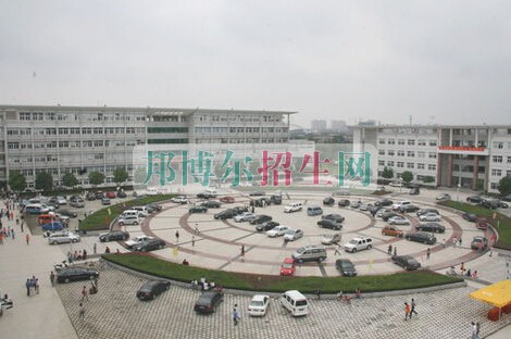 安徽中醫(yī)藥高等?？茖W(xué)校
