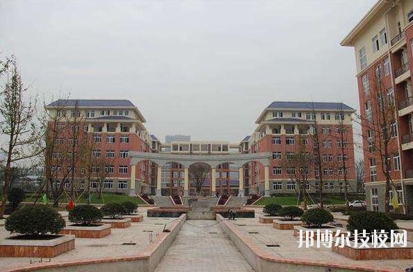重慶教育管理學(xué)校怎么樣、好不好