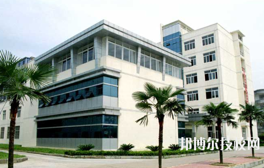 江西化學(xué)工業(yè)技工學(xué)校怎么樣、好不好