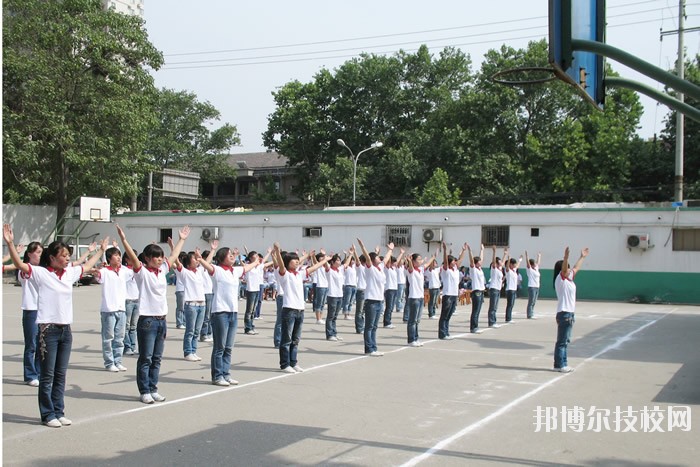 西安利君醫(yī)藥技工學(xué)校2020年報(bào)名條件、招生要求、招生對(duì)象 