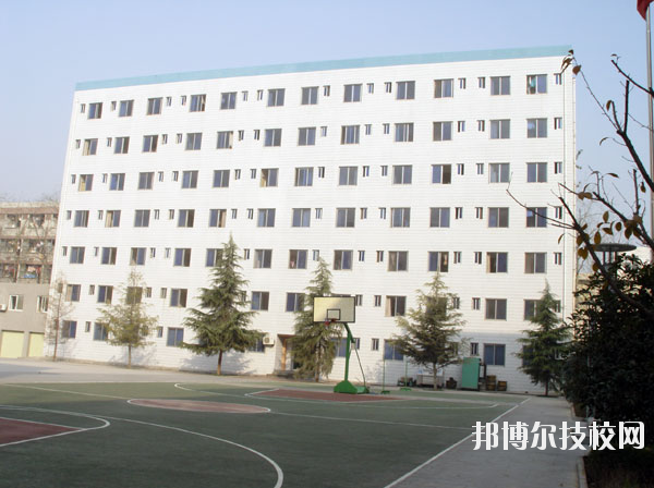 西安藝術(shù)學(xué)校2020年招生辦聯(lián)系電話(huà)