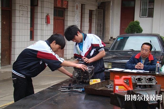 石阡中等職業(yè)學(xué)校怎么樣、好不好