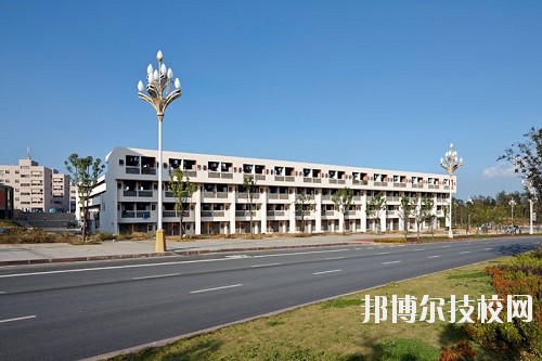 貴州廣播電影電視學(xué)校2020年報(bào)名條件、招生要求、招生對(duì)象