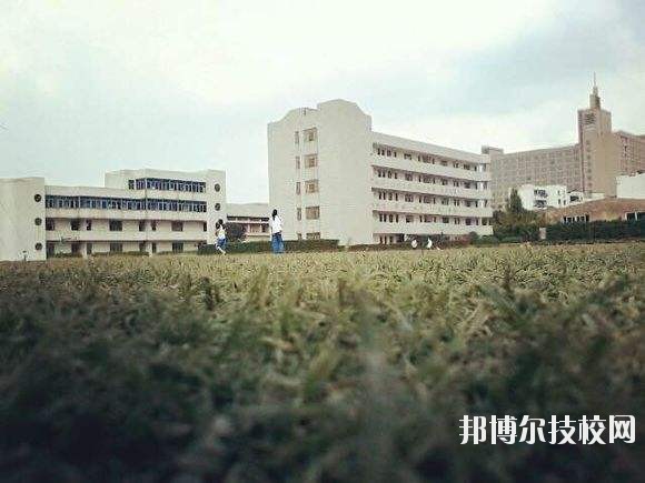 余姚市職業(yè)技術(shù)學(xué)校2020年學(xué)費(fèi)、收費(fèi)多少