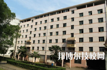 江西輕工業(yè)高級技工學校怎么樣、好不好