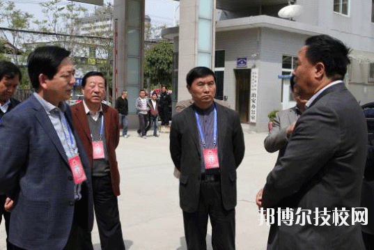 陜西商業(yè)學校2020年招生辦聯系電話