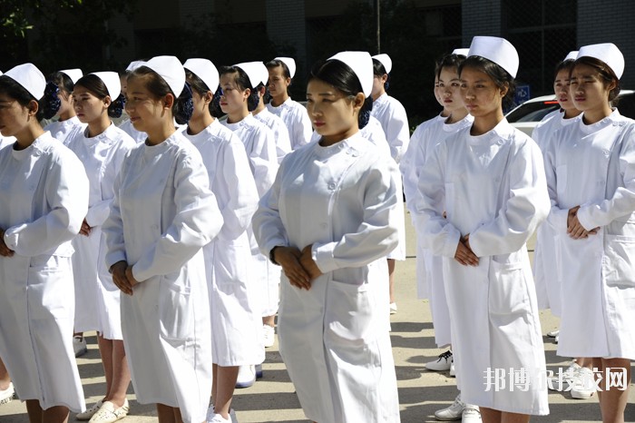 石家莊和平醫(yī)學(xué)中等專業(yè)學(xué)校2020年報名條件、招生要求、招生對象