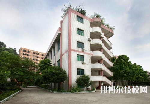 重慶護(hù)士學(xué)校怎么樣、好不好
