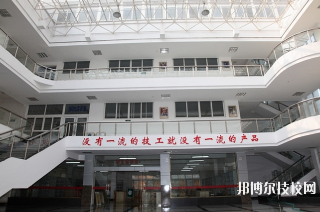 江西技師學(xué)院2020年報(bào)名條件、招生要求、招生對象 