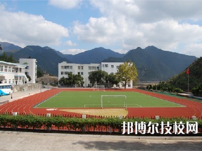 寧波四明職業(yè)高級(jí)中學(xué)2020年報(bào)名條件、招生要求、招生對(duì)象