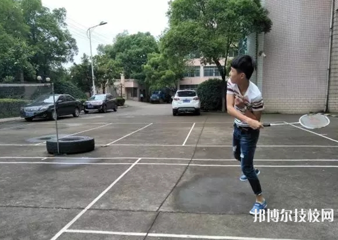 江西新興產(chǎn)業(yè)工程學(xué)校2020年報(bào)名條件、招生要求、招生對(duì)象