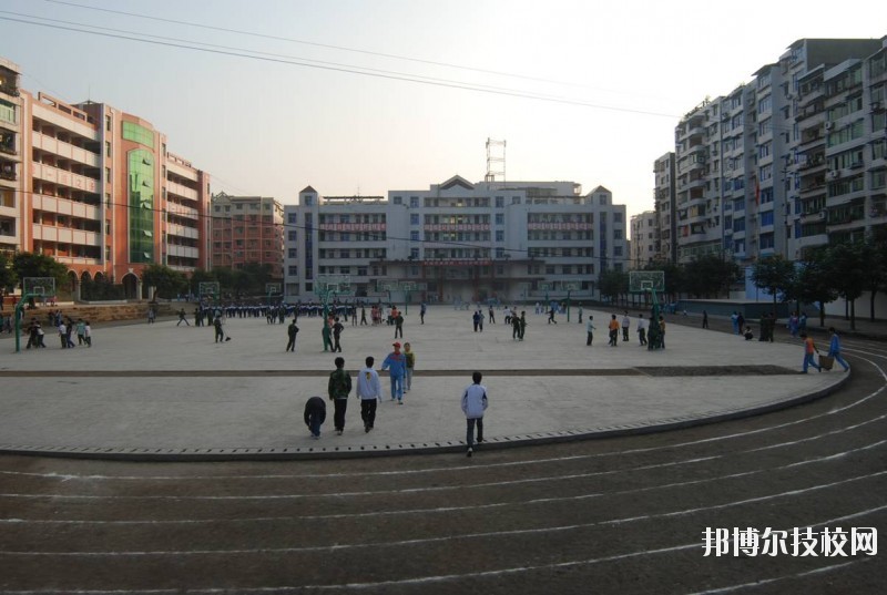 四川省鄰水縣興仁職業(yè)中學(xué)2020年報名條件、招生要求、招生對象