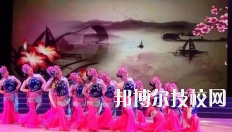 華亭職業(yè)教育中心2020年報名條件、招生要求、招生對象