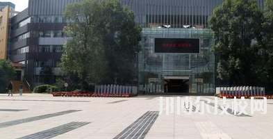 武威西牛職業(yè)技術(shù)學(xué)校2020年報名條件、招生要求、招生對象