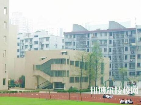 杭州人民職業(yè)學(xué)校2020年報名條件、招生要求、招生對象