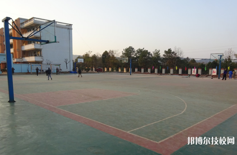 泰和中等專業(yè)學(xué)校2020年報名條件、招生要求、招生對象 