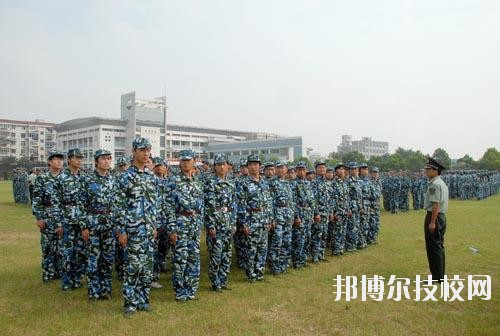 四川機(jī)電高級(jí)技術(shù)學(xué)校2020年報(bào)名條件、招生要求、招生對(duì)象