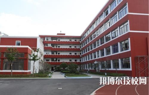 紫云苗族布依族自治民族職業(yè)技術(shù)中學(xué)怎么樣、好不好