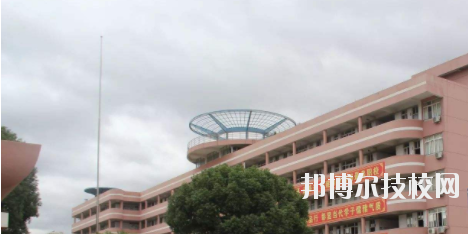 靈山第二職業(yè)技術(shù)學(xué)校2020年報(bào)名條件、招生要求、招生對(duì)象