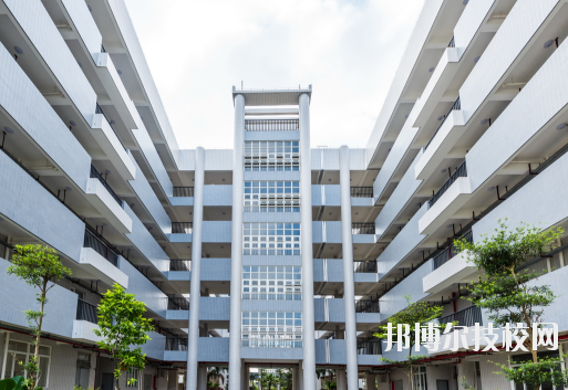 廣州財(cái)經(jīng)職業(yè)學(xué)校2020年報(bào)名條件、招生要求、招生對(duì)象