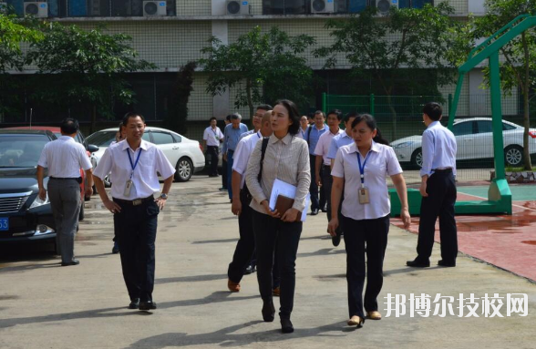 重慶渝北區(qū)竟成中學校2020年報名條件、招生要求、招生對象