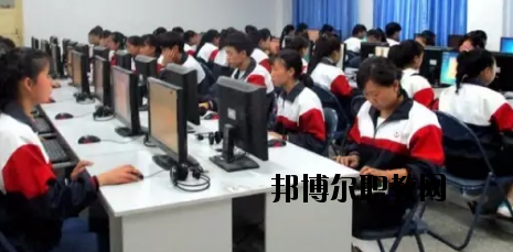 舟曲縣職業(yè)中學(xué)2020年學(xué)費、收費多少