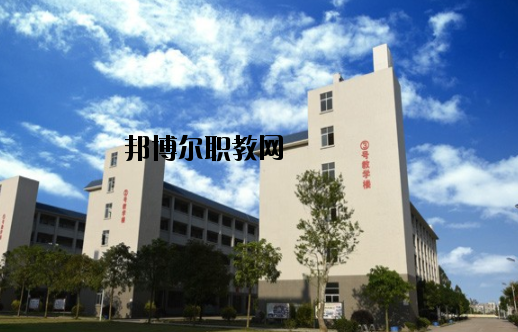 化州職業(yè)技術(shù)學(xué)校2020年報名條件、招生要求、招生對象