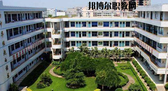 龍港第二職業(yè)學(xué)校怎么樣，好不好