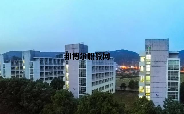 平陽縣職業(yè)中等專業(yè)學(xué)校怎么樣，好不好
