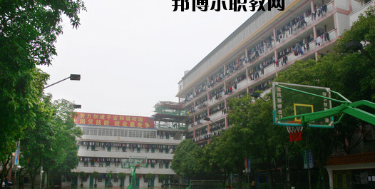 廣西商貿(mào)高級技工學(xué)校2020年報名條件、招生要求、招生對象