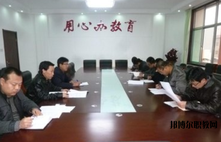 桐鄉(xiāng)綜合中專學(xué)校2020年報(bào)名條件、招生要求、招生對(duì)象