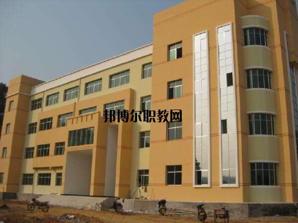 上猶職業(yè)中等專業(yè)學(xué)校2020年報(bào)名條件、招生要求、招生對(duì)象
