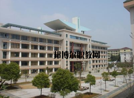 贛州服裝職業(yè)技術(shù)學(xué)校2020年報名條件、招生要求、招生對象