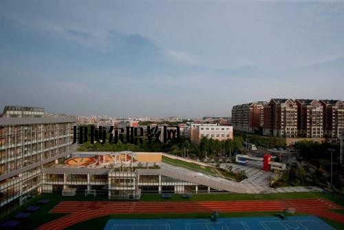 綿陽(yáng)工貿(mào)學(xué)校2020年報(bào)名條件、招生要求、招生對(duì)象