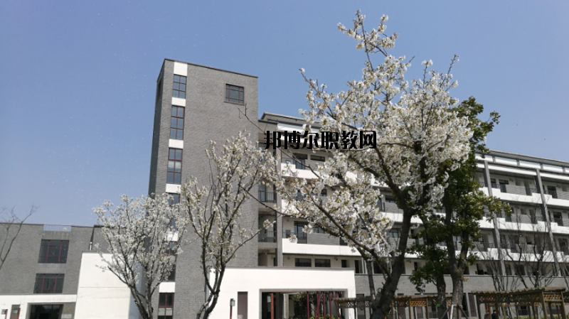 蘇州高等幼兒師范學校2020年報名條件、招生要求、招生對象