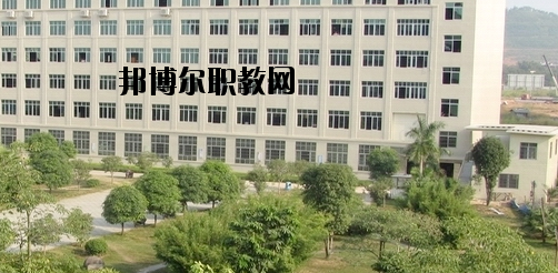 廣西工商技師學(xué)院2020年報(bào)名條件、招生要求、招生對(duì)象 