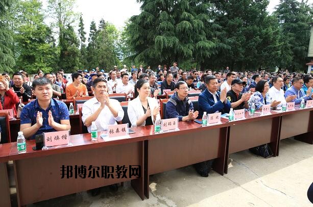 越西縣職業(yè)技術學校怎么樣