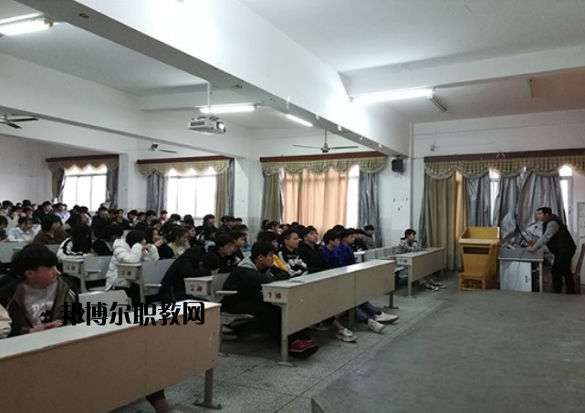 寧都縣科技職業(yè)學(xué)校2020年報(bào)名條件、招生要求、招生對(duì)象 