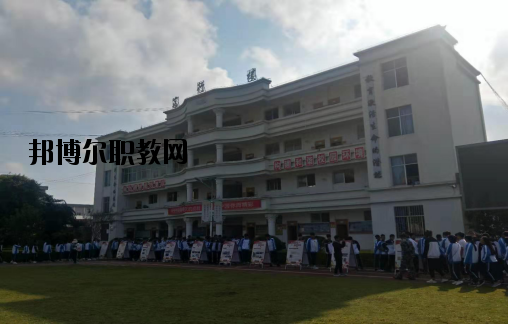 寧洱縣職業(yè)高級中學(xué)2020年學(xué)費、收費多少