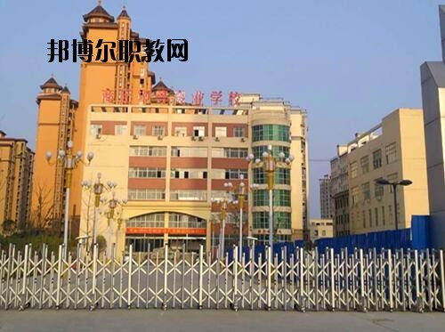 商丘中等專業(yè)學(xué)校2021年報(bào)名條件、招生對(duì)象