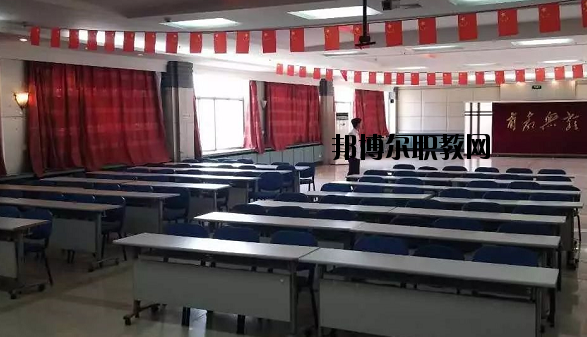 甘肅信息工程技術(shù)中等專業(yè)學(xué)校2020年學(xué)費(fèi)、收費(fèi)多少