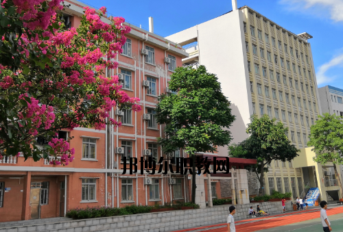 廣東工業(yè)貿(mào)易職業(yè)技術(shù)學(xué)校怎么樣、好不好