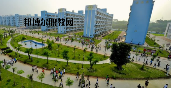北部灣職業(yè)技術(shù)學(xué)校2020年報名條件、招生要求、招生對象