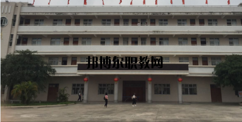 陸豐技工學(xué)校2020年報(bào)名條件、招生要求、招生對(duì)象