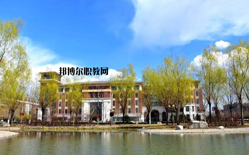 京山衛(wèi)生學(xué)校2020年報(bào)名條件、招生要求、招生對象