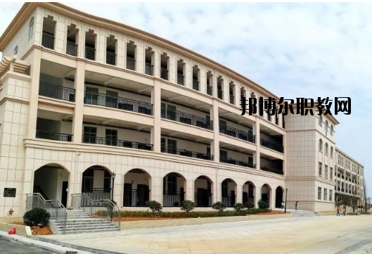 德安中等職業(yè)技術(shù)學(xué)校2020年報名條件、招生要求、招生對象
