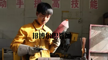 靈臺職教中心2020年報名條件、招生要求、招生對象