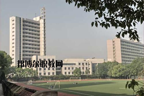 南充工業(yè)職業(yè)技術(shù)學(xué)校2020年報(bào)名條件、招生要求、招生對(duì)象