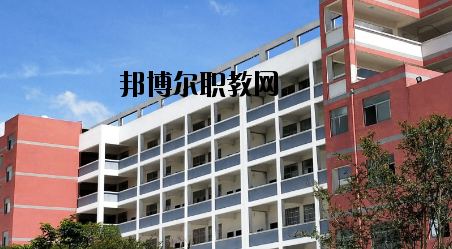 玉林華港中等職業(yè)技術(shù)學(xué)校2020年報(bào)名條件、招生要求、招生對象 
