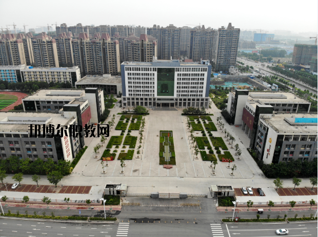 商丘幼兒師范學(xué)校2021年招生辦聯(lián)系電話(huà)